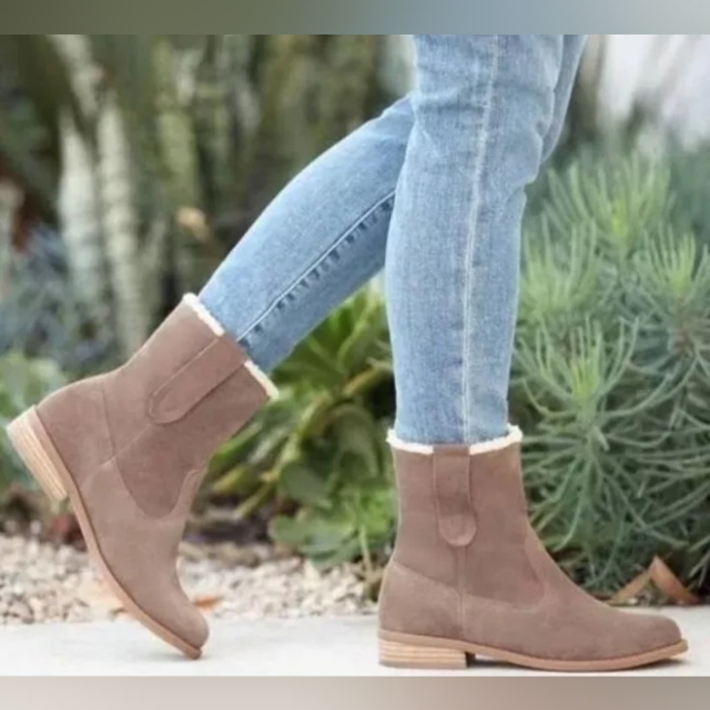 Sole Society Taupe Suede Faux Fur Verona Boots Size 9